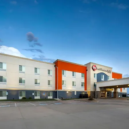 Best Western Plus Pratt